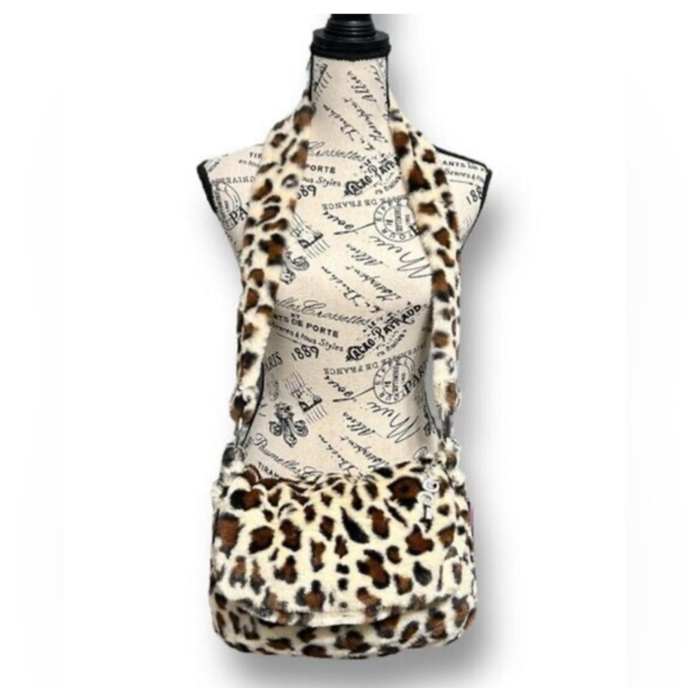 NWT GildaParis Cheetah Fur Messenger - Picture 8 of 8